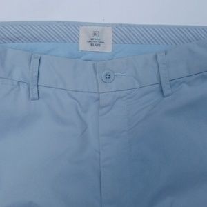 GAP Relaxed Fit Khakis/Chinos, Flat Front (32x34)